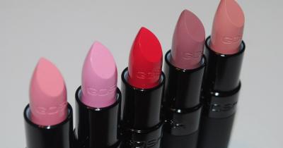 Губная помада Velvet Touch от датской компании Gosh