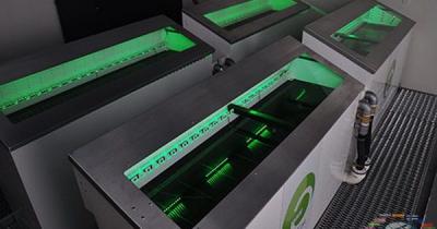 ������� ����������� ��� ������� Green Revolution Cooling �� Intel